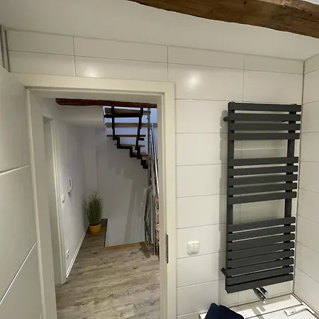 Happynest Apartment *